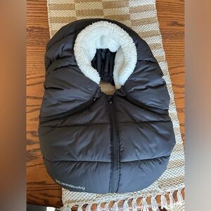 UPPABABY MESA CozyGanoosh Infant Car Seat Cover(all MESA models)like new